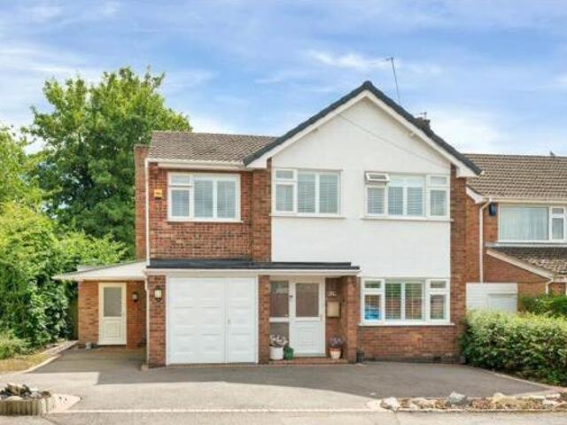 House for sale in Elmfield, Leicestershire