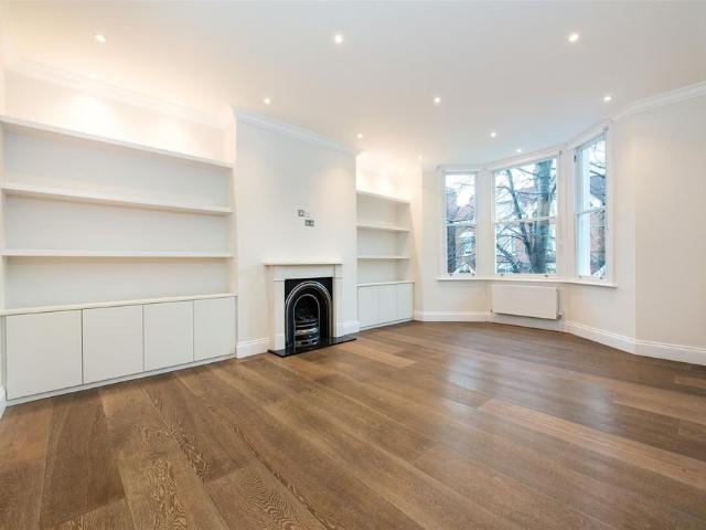 Apartment for rent in South Hampstead, Greater London