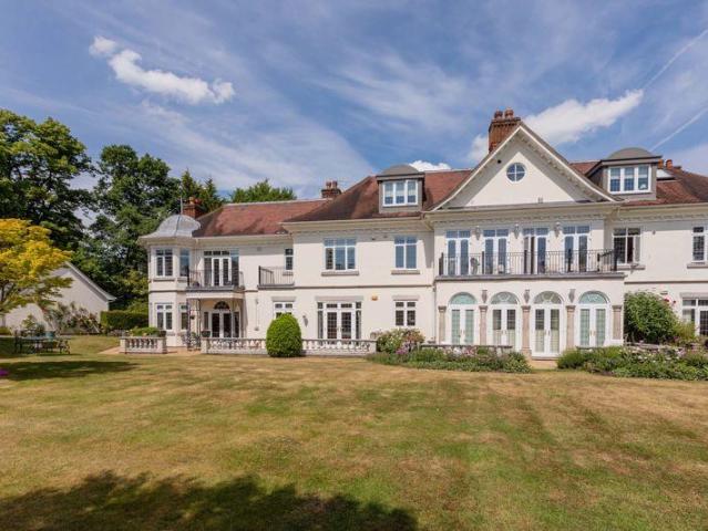 Apartment for rent in Sunningdale