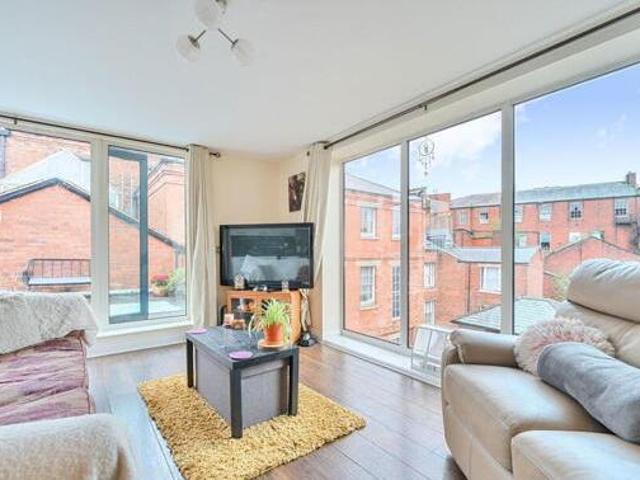 House for sale in Dixons Green, West Midlands
