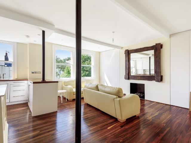 Apartment for rent in South Hampstead, Greater London