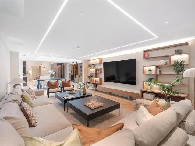 House for rent in The Boltons, Greater London