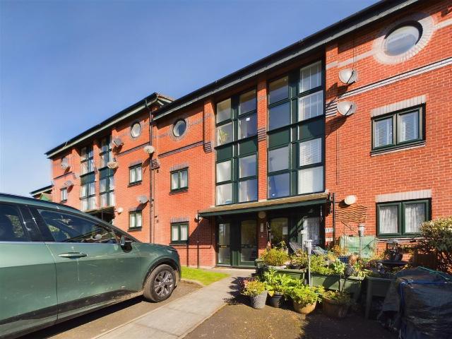 Apartment for rent in Birkenhead, Wirral