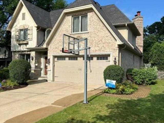 House for sale in Highland Park