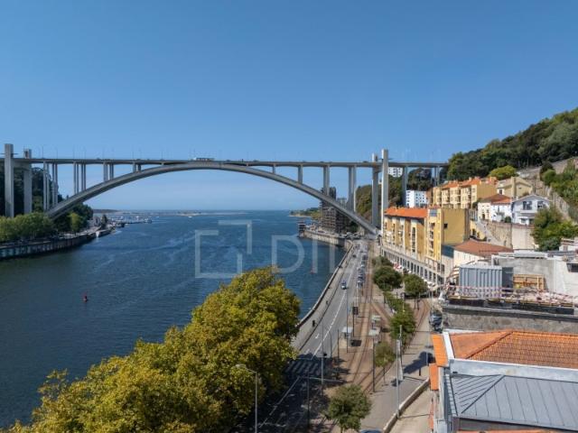 Apartamento venda em Porto, Lordelo Do Ouro