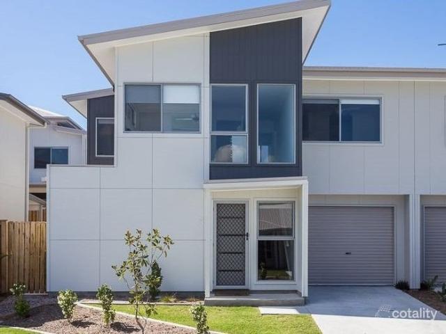 Townhouse for sale in Toombul, Queensland