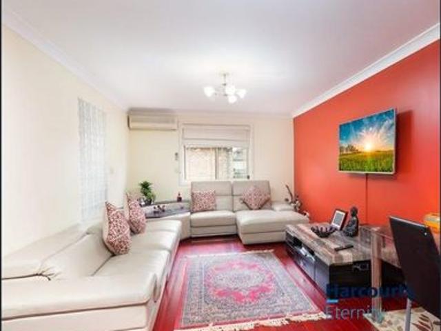 House for rent in Girraween, Sydney