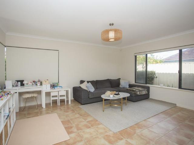 House for rent in Como, Western Australia