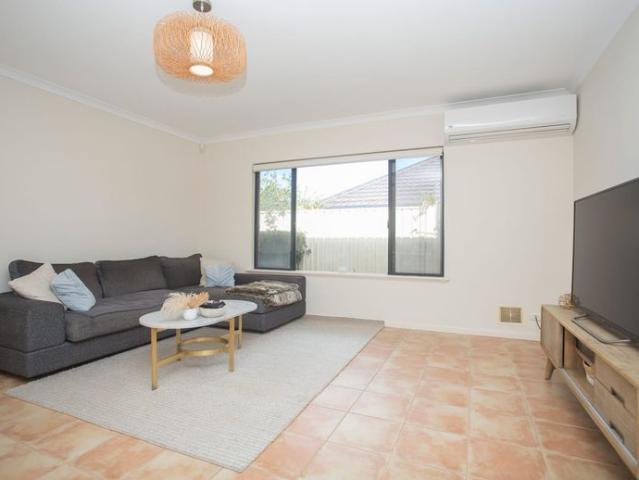 House for rent in Como, Western Australia