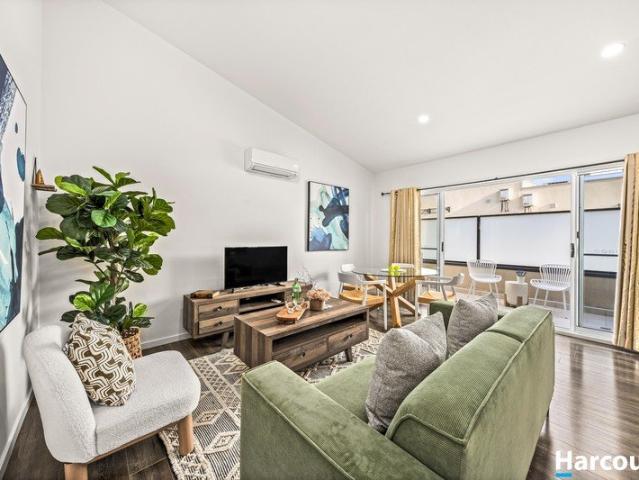 Apartment for sale in Rowville, Melbourne