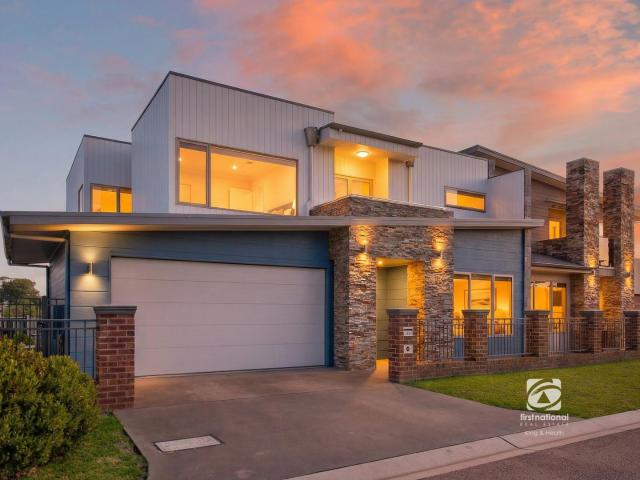 House for sale in Lakes Entrance, Victoria