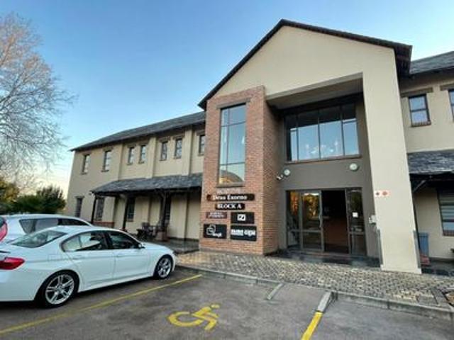 Commercial for rent in Waterkloof, Gauteng