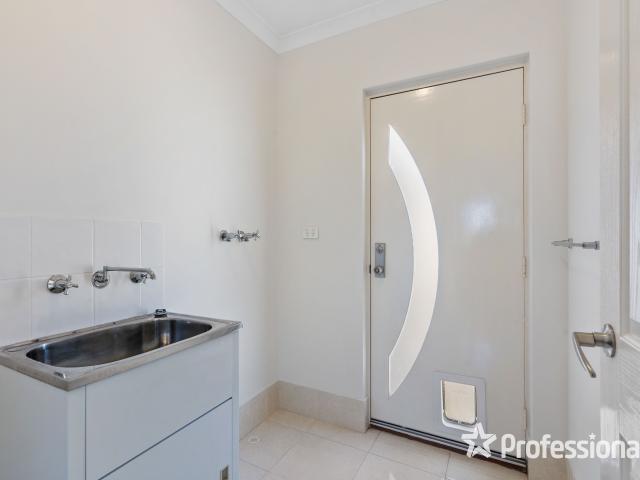 Villa for sale in Stirling, Western Australia