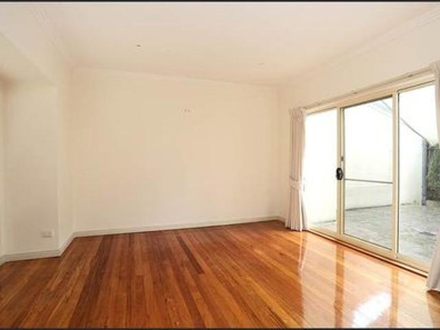 Townhouse for rent in Camerons Creek, Victoria