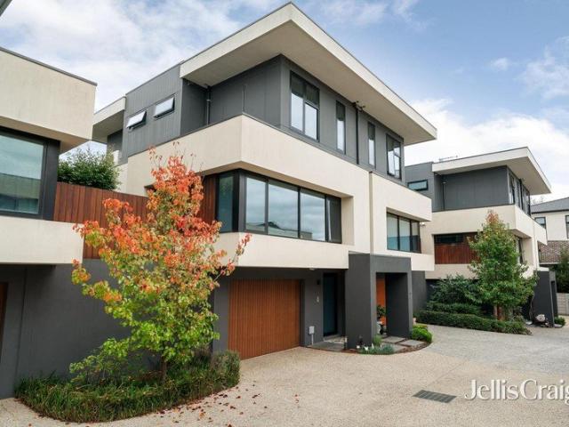 Townhouse for sale in Camerons Creek, Victoria