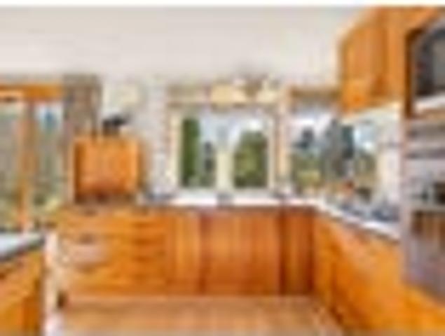 House for sale in Otakou