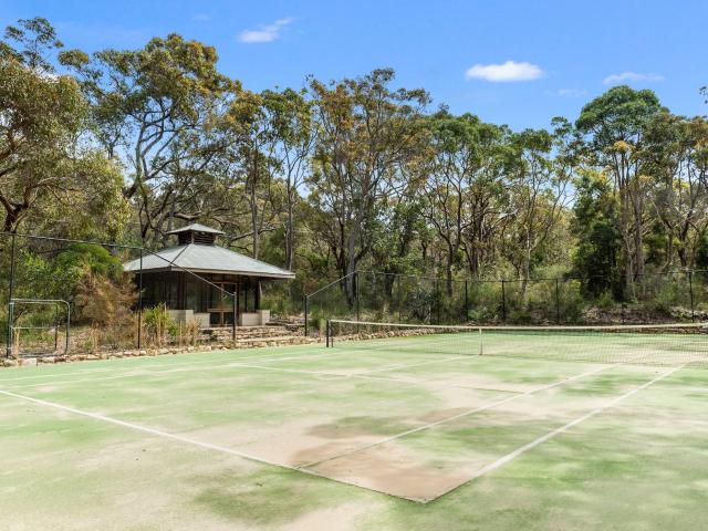 Cottage for sale in Sydney, New South Wales