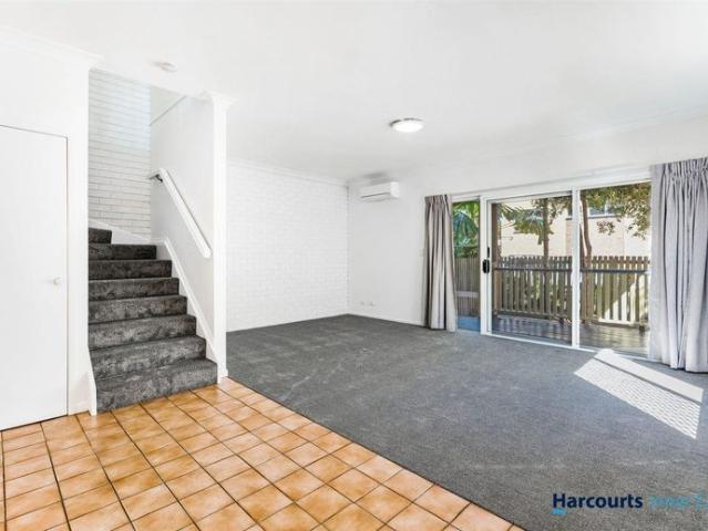 Townhouse for rent in Toombul, Queensland