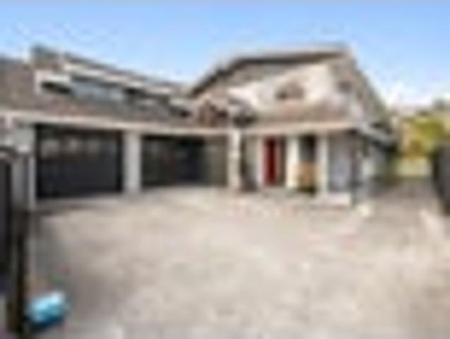 House for sale in Blockhouse Bay, Whau