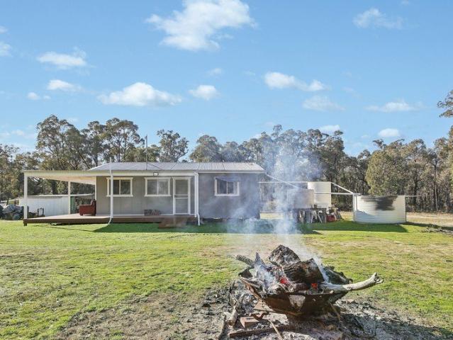 Cottage for sale in Mebul, New South Wales