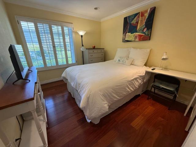 Room for rent in Canoga Park, California