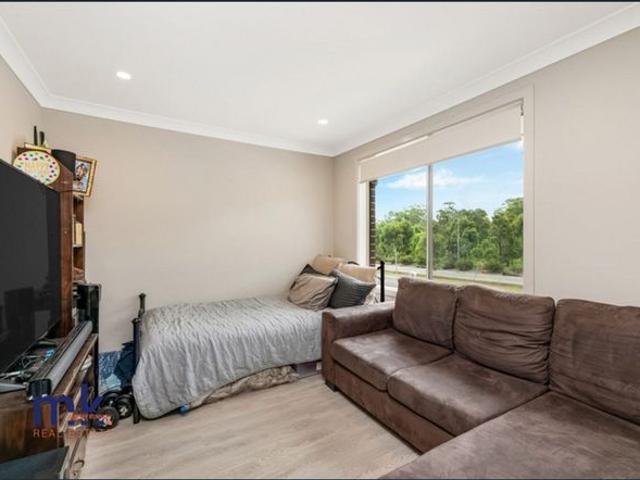 Apartment for rent in Spring Farm, Sydney