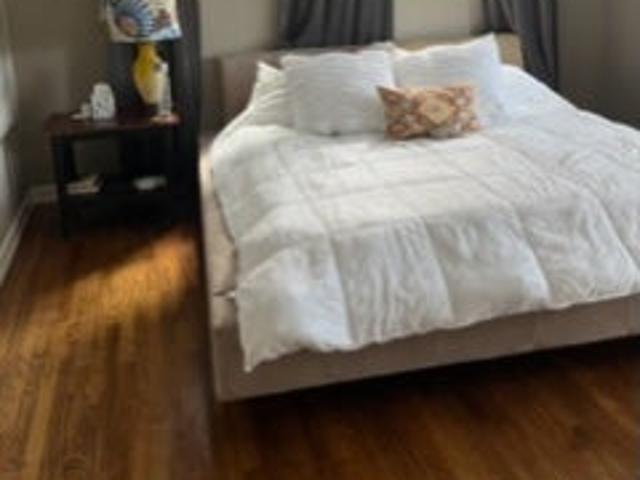Room for rent in Canoga Park, California