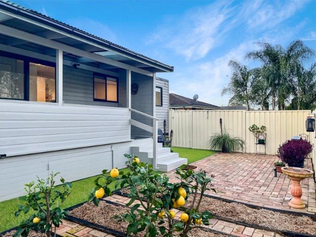 Granny Flat for rent in Sydney, New South Wales