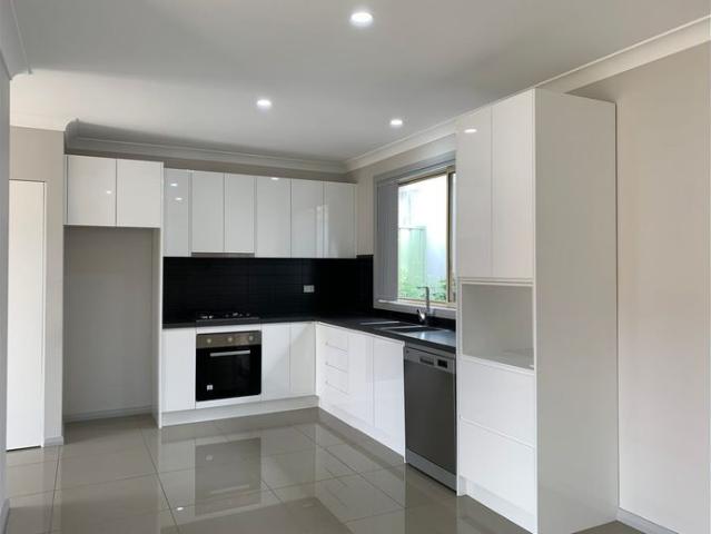 House for rent in Hoxton Park, Sydney