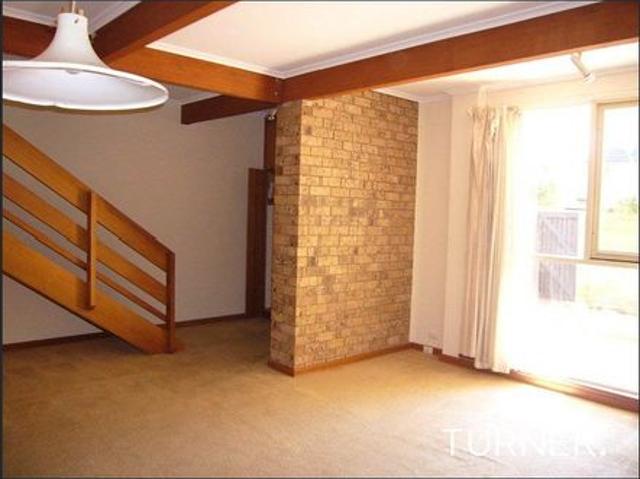 Townhouse for rent in Horseshoe Creek, South Australia