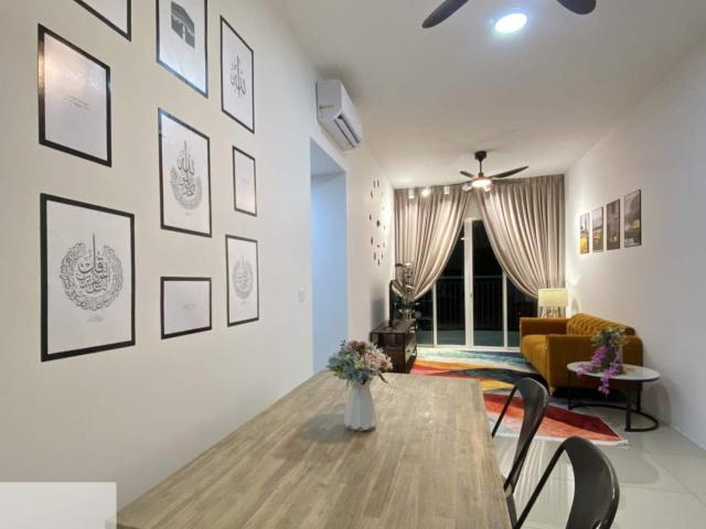 Room for rent in Mukim 13, Georgetown