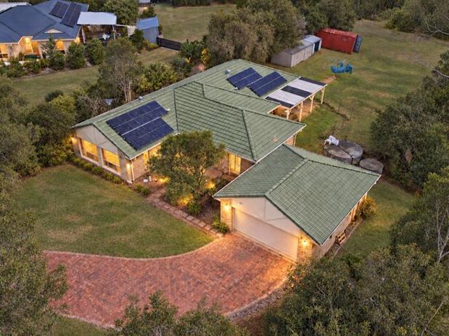 Cottage for sale in Toombul, Queensland