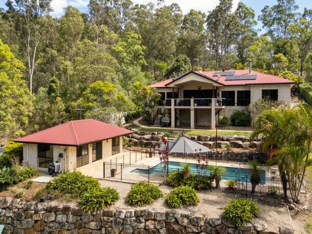 House for sale in Draper, Greater Brisbane