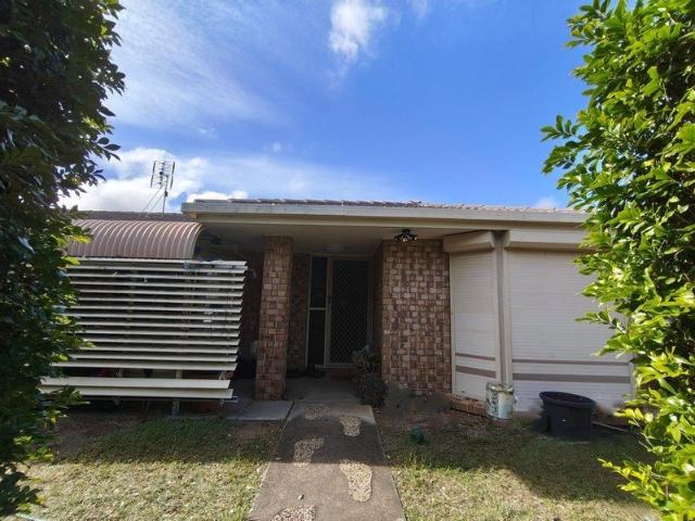 Cottage for sale in Plainland, Queensland