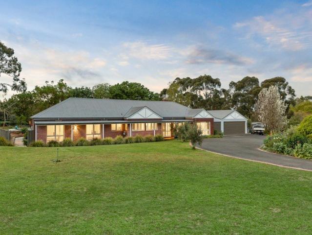 Cottage for sale in Tyabb, Melbourne