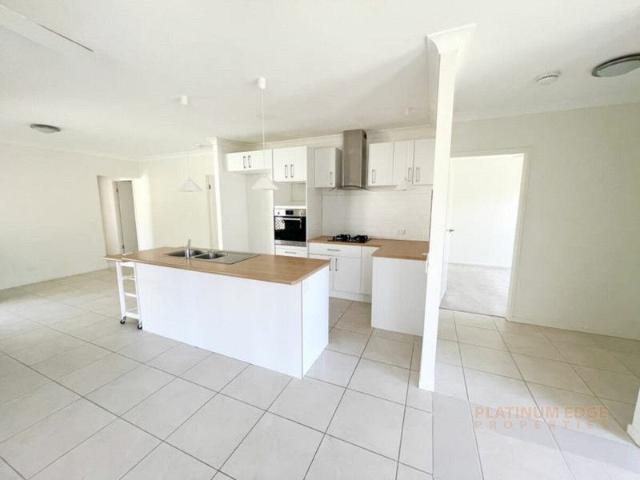 House for sale in Kooralbyn, Queensland