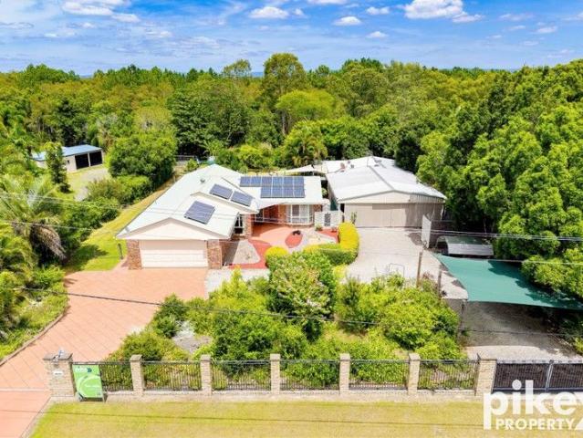 Cottage for sale in Toombul, Queensland