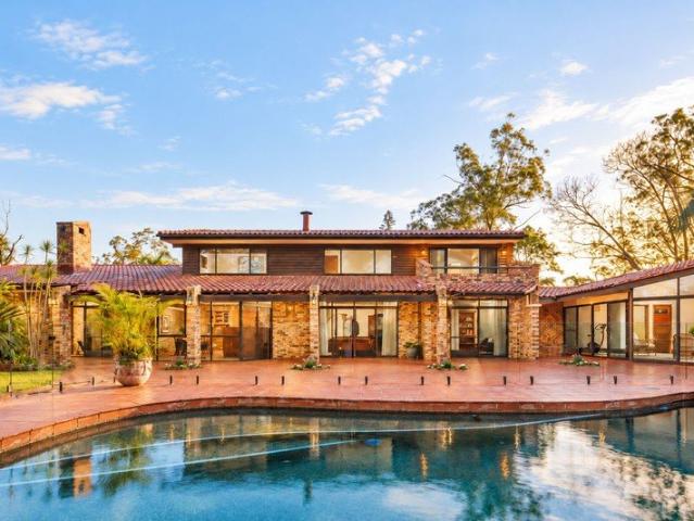Cottage for sale in Toombul, Queensland