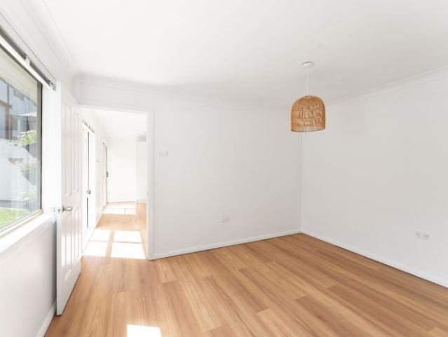 Apartment for rent in Wollongong West, New South Wales