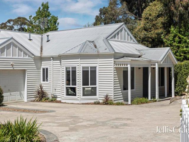 Townhouse for sale in Woodend, Shire of Macedon Ranges