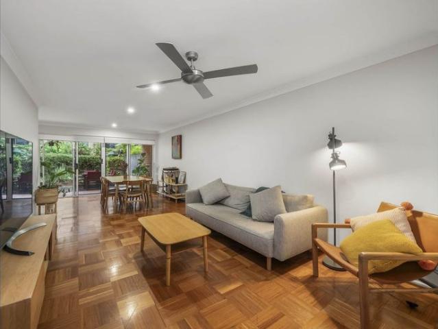 Apartment for rent in Toombul, Queensland