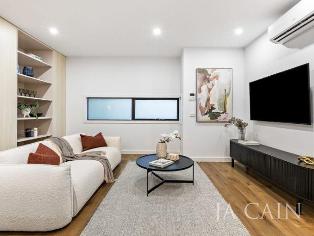 Townhouse for rent in Camerons Creek, Victoria
