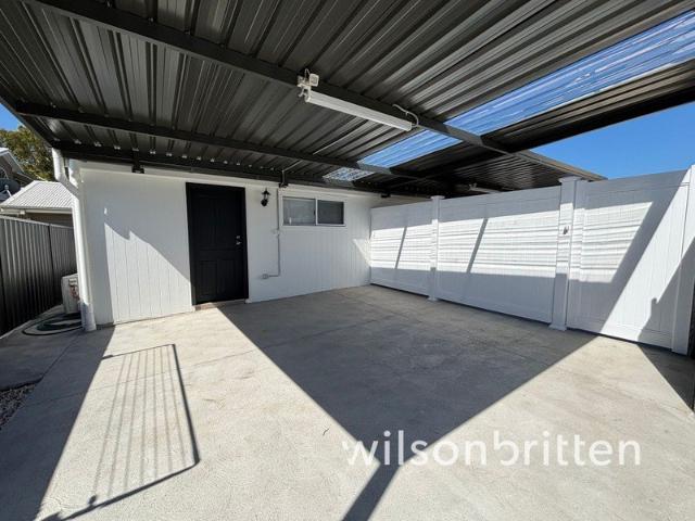 Granny Flat for rent in Mannering Park, New South Wales