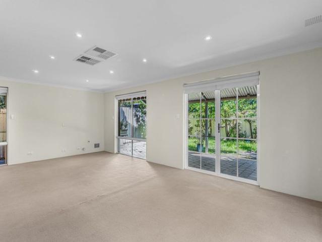 Townhouse for rent in East Victoria Park, Western Australia