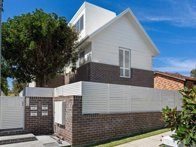 Townhouse for sale in Newcastle, Newcastle-Maitland