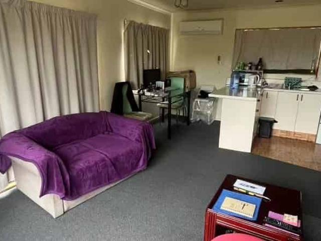 Apartment for rent in Chaslands, Canterbury