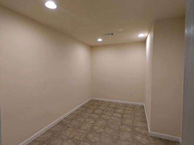 Room for rent in Virginia