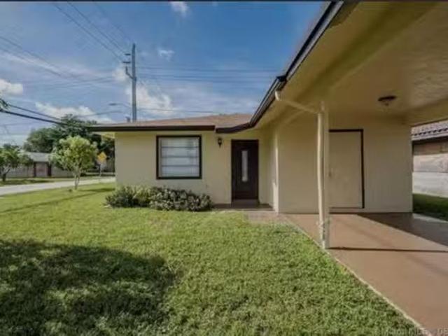 House for rent in Oakland Park, Florida