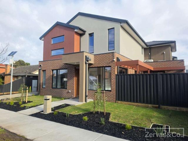 Granny Flat for rent in Clayton, Melbourne