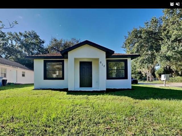 Room for rent in De Land Southwest, Volusia County